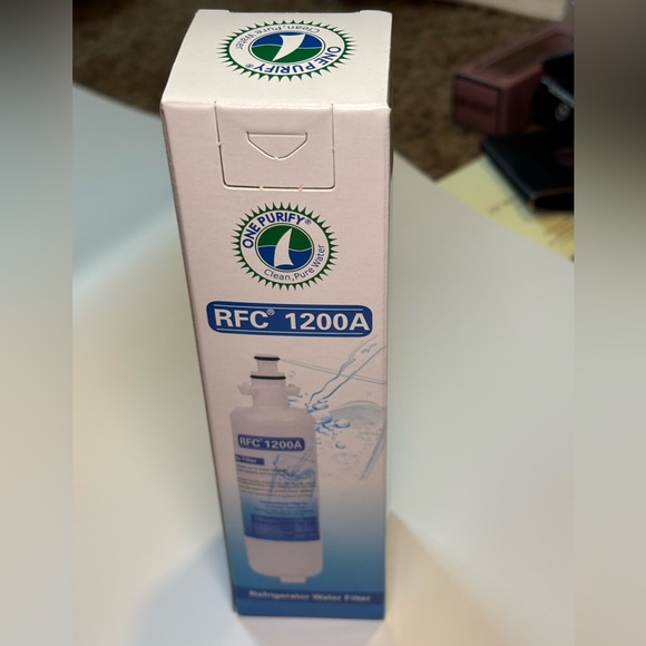 One purify RFC 1200 A Refrigerator Replacement Filter. - Picture 3 of 3